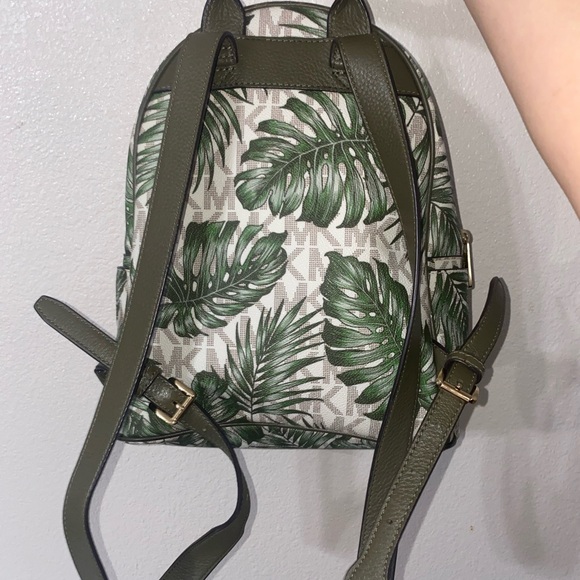 MK backpack - Picture 3 of 5